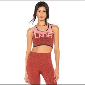 LNDR A Team Bra & Leggings